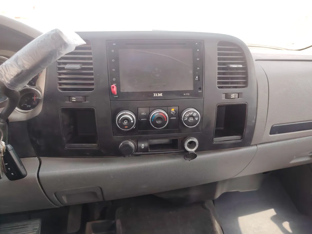 Car image 21