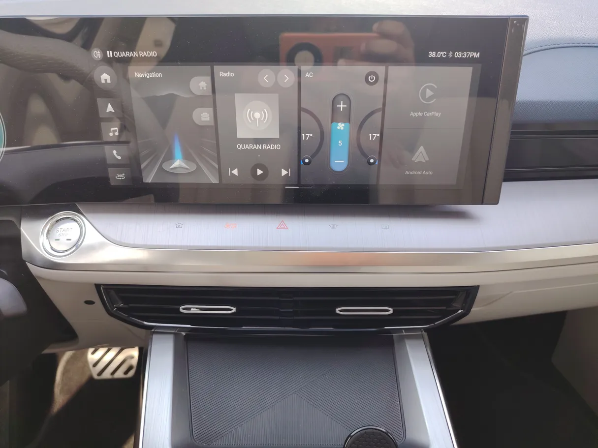 Car image 20
