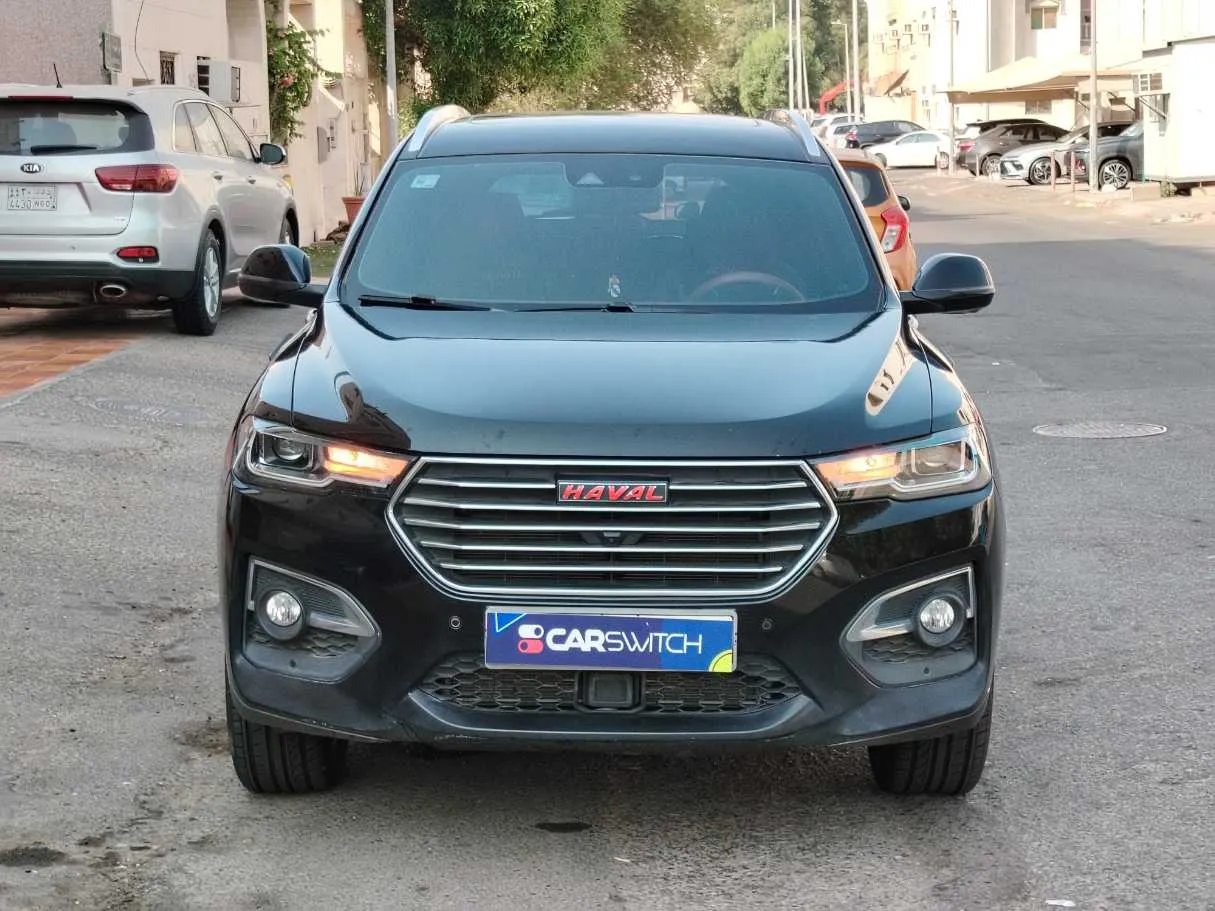 Car image 2