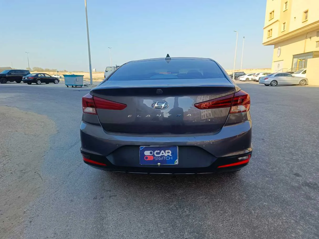Car image 6