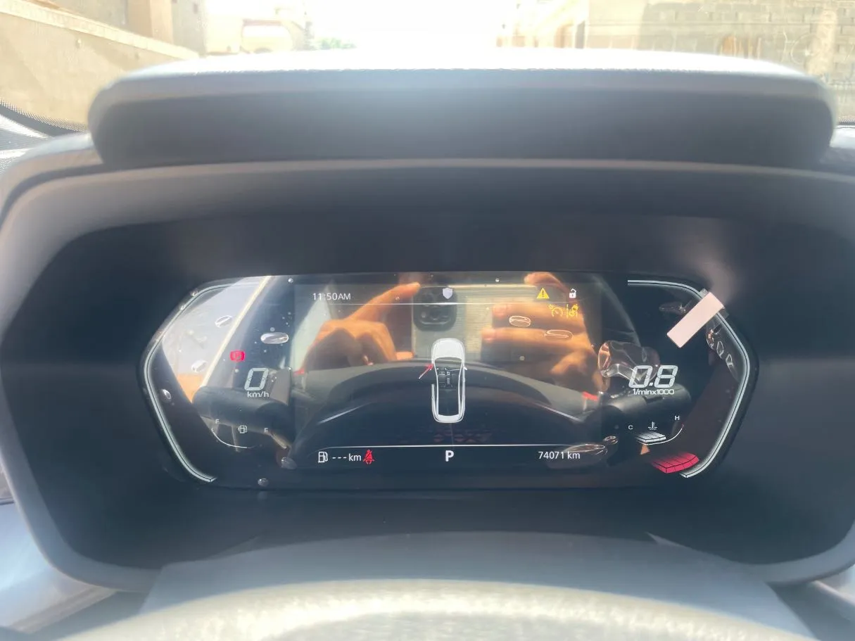 Car image 21