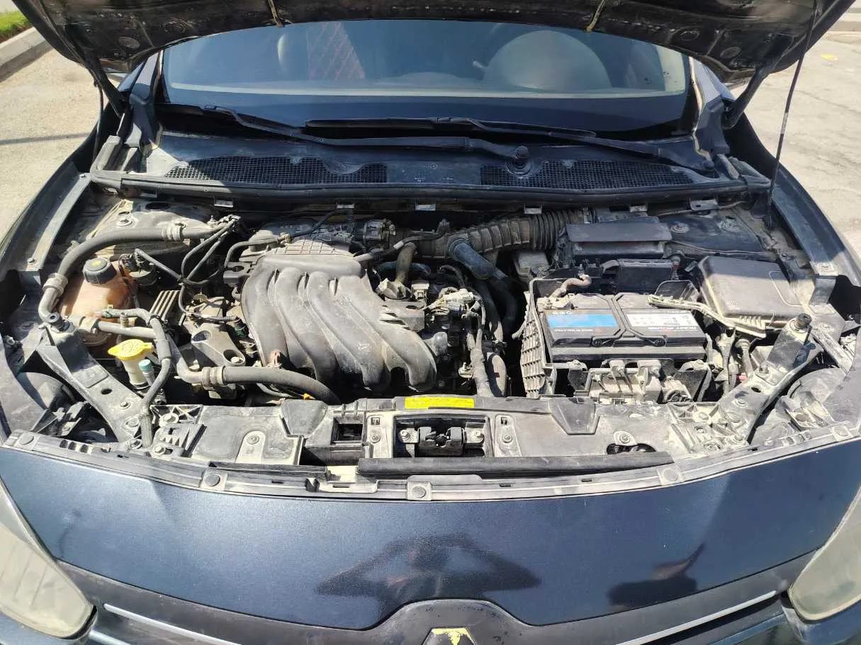 Car image 30