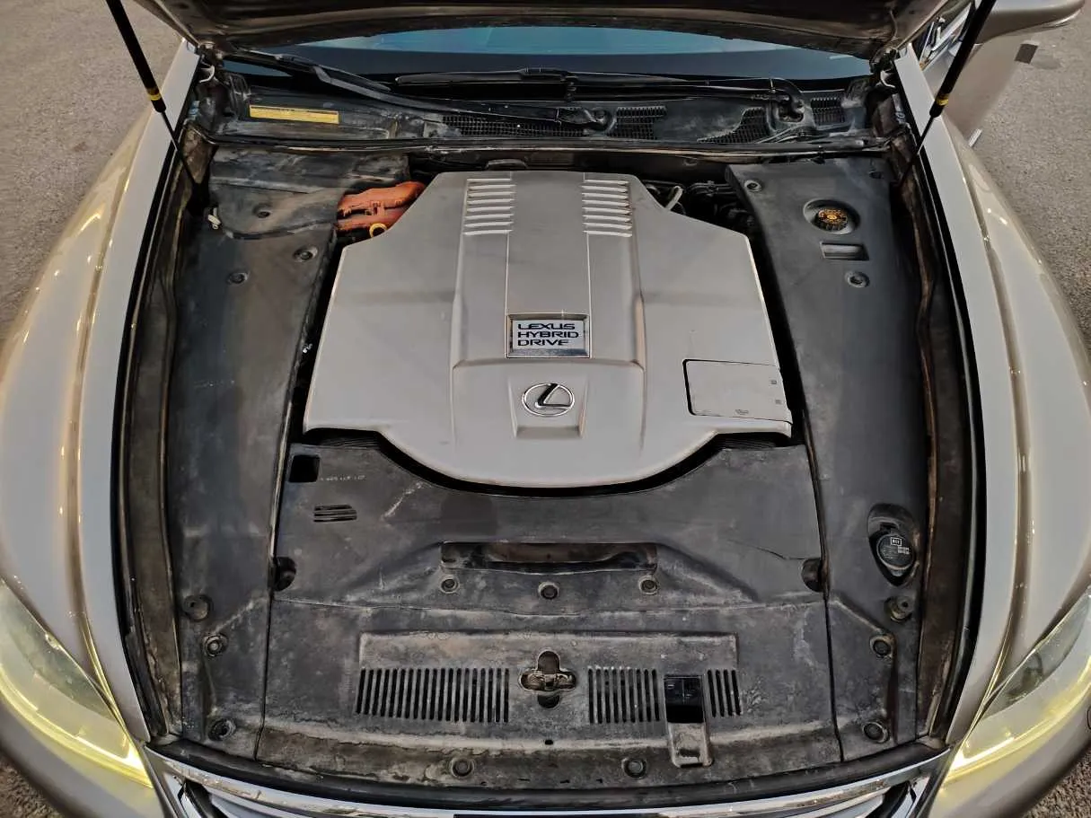Car image 33