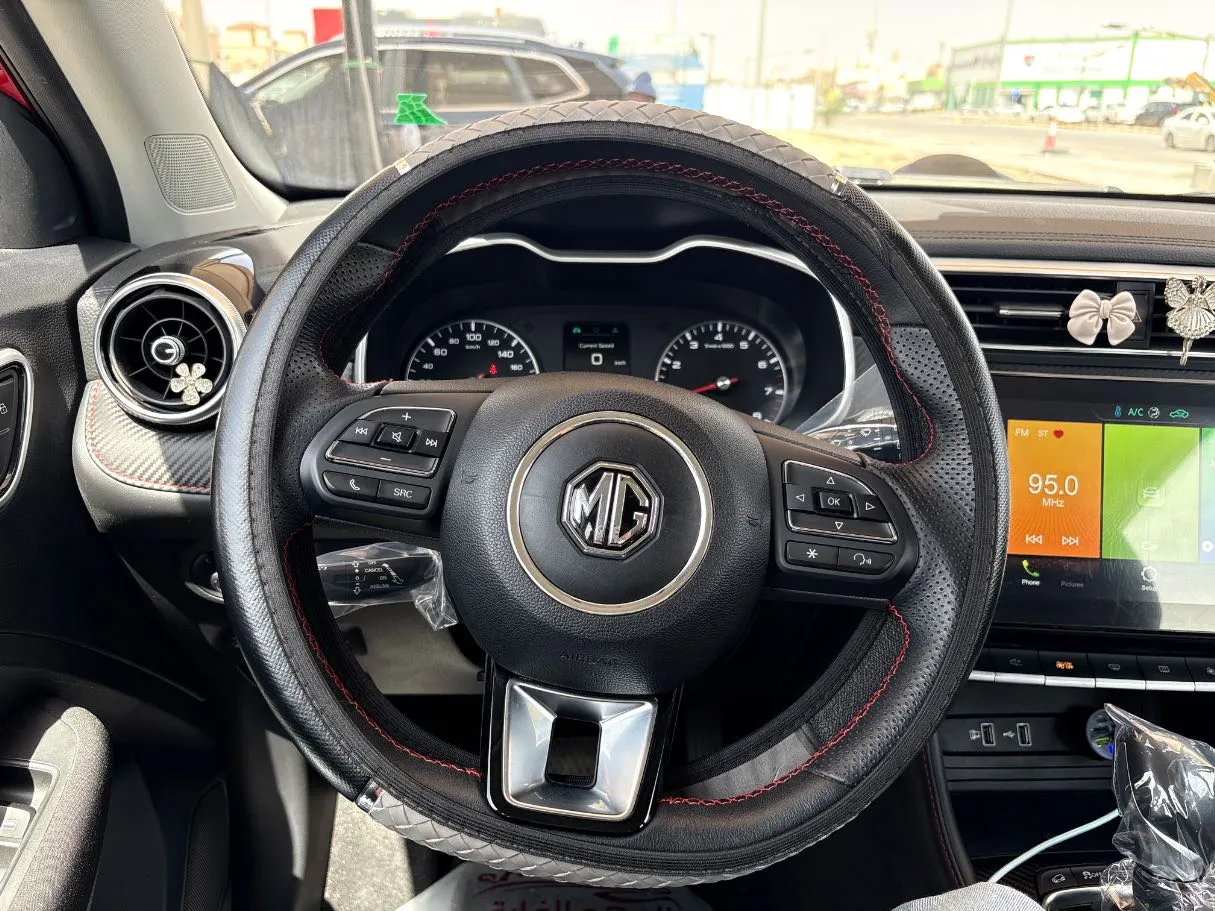 Car image 22
