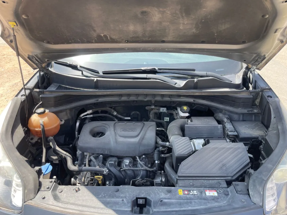 Car image 24