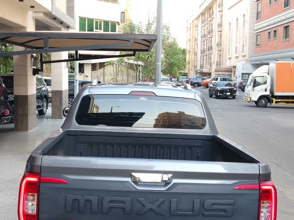 Car image 29