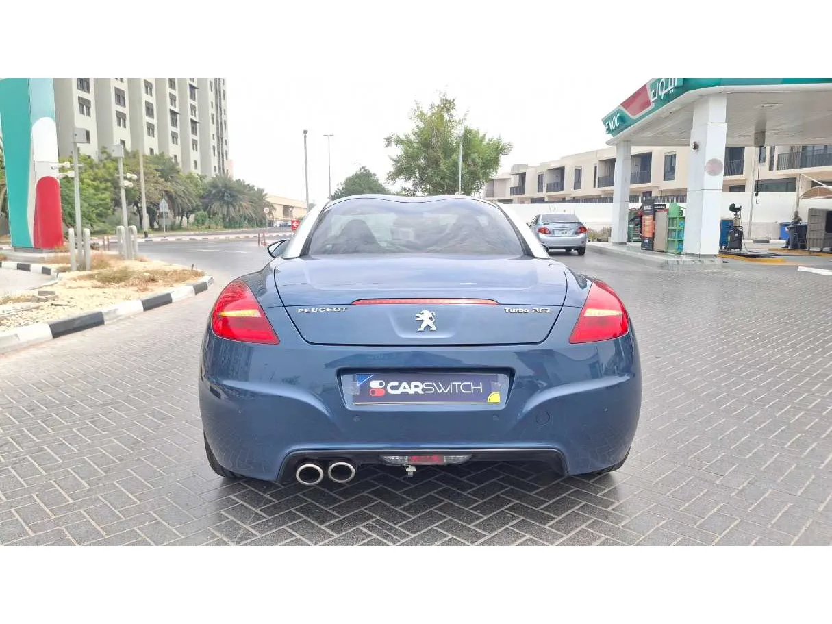 Car image 6