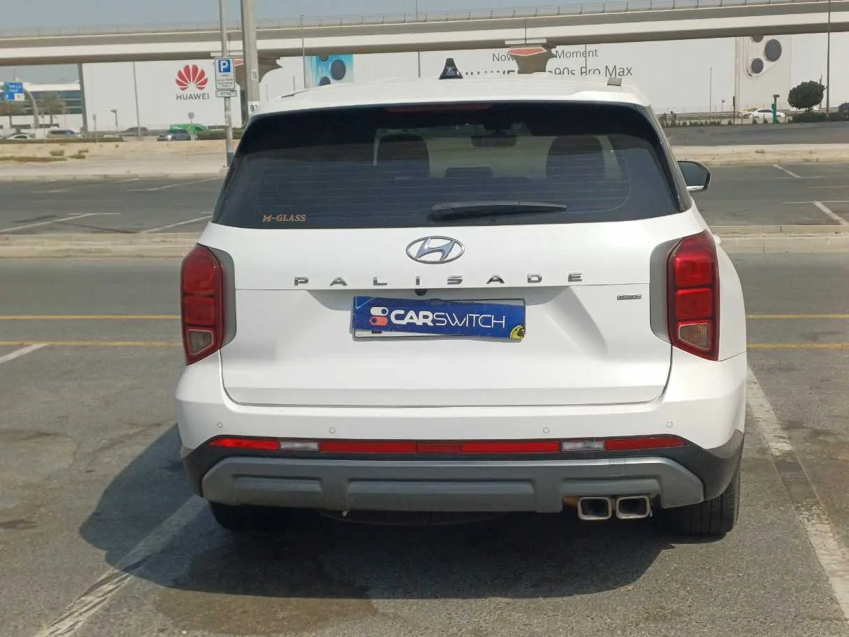 Car image 6