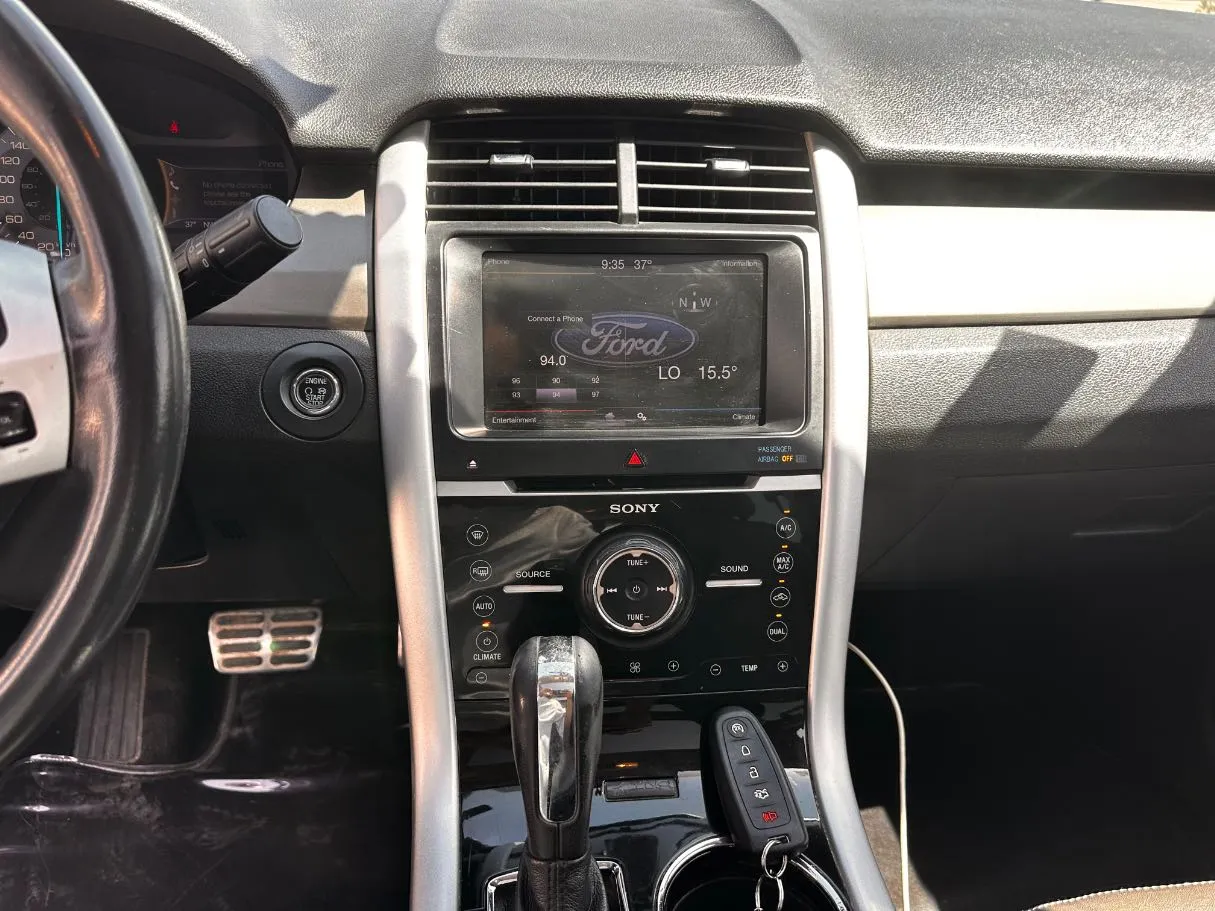 Car image 20