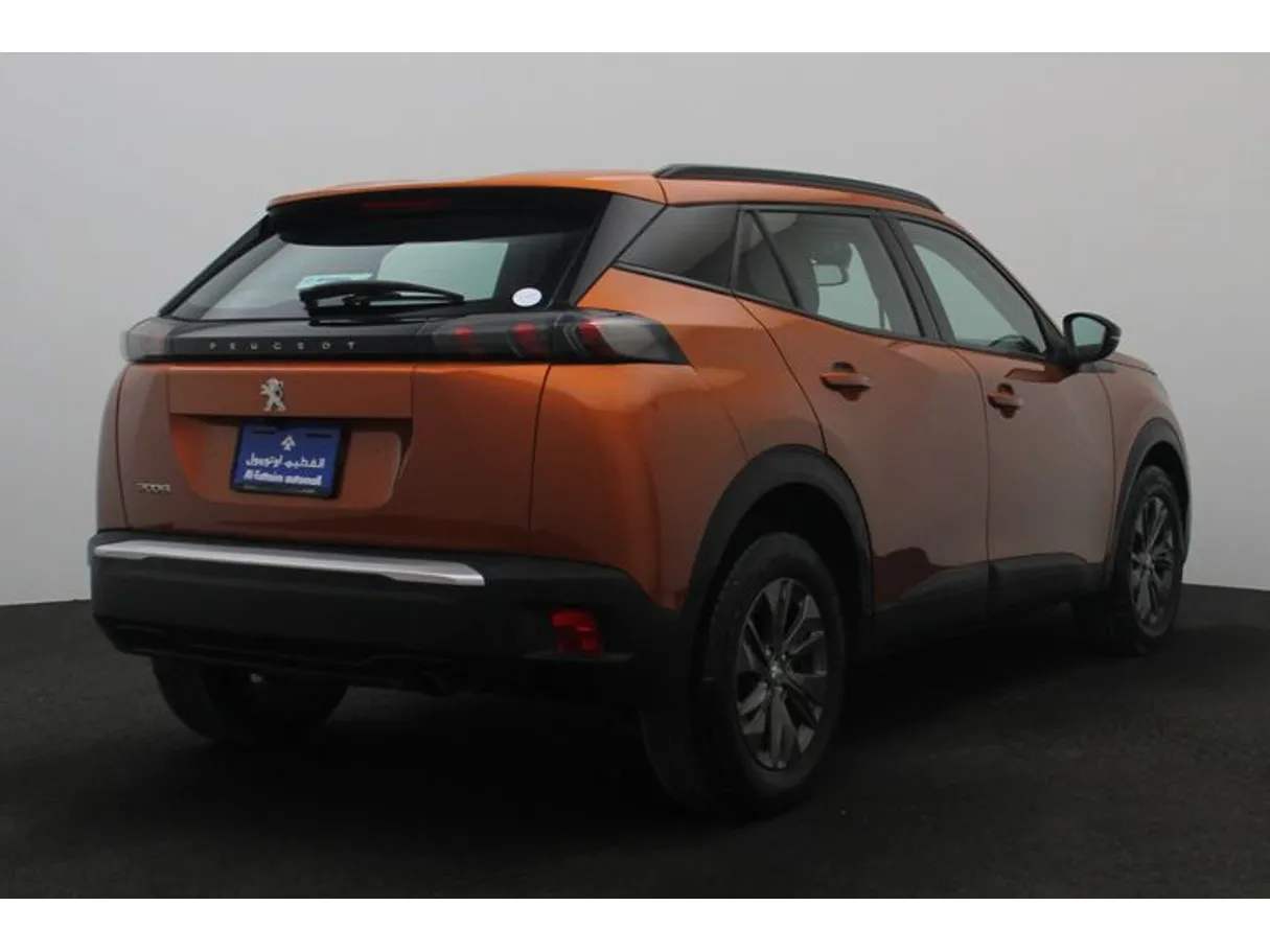 Car image 2