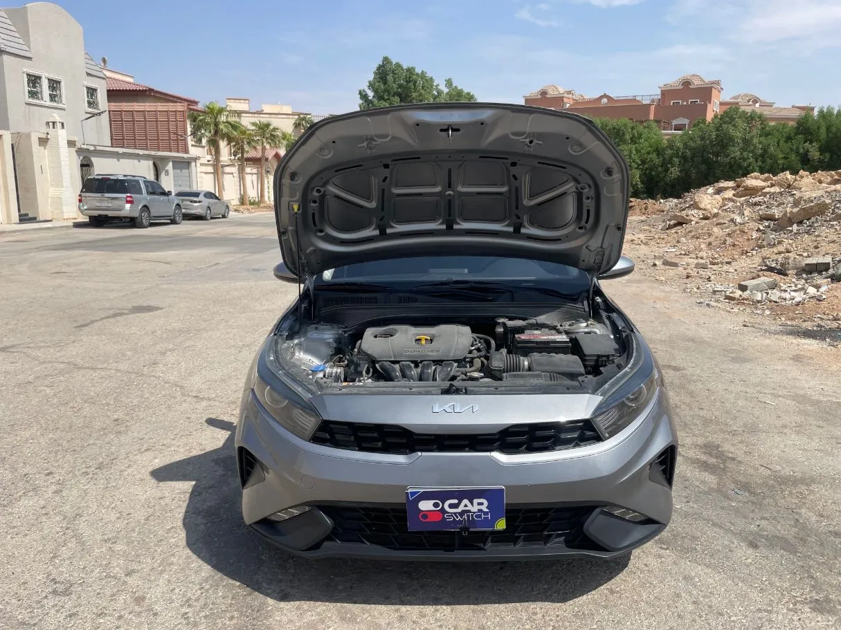 Car image 24