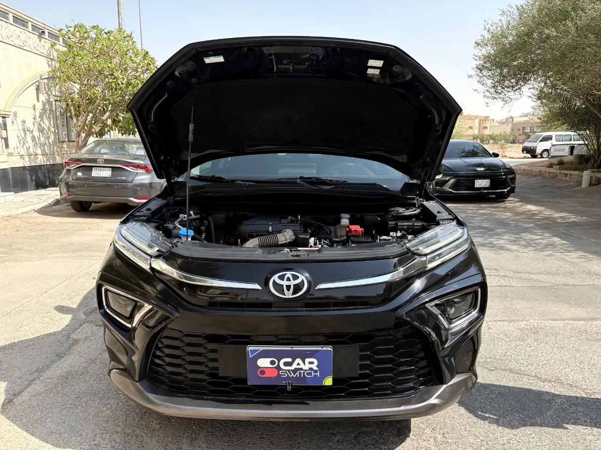 Car image 29