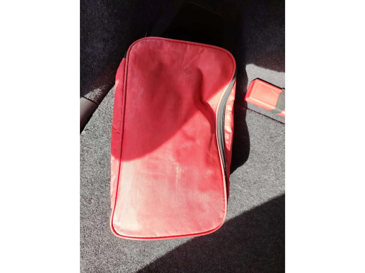 Car image 41