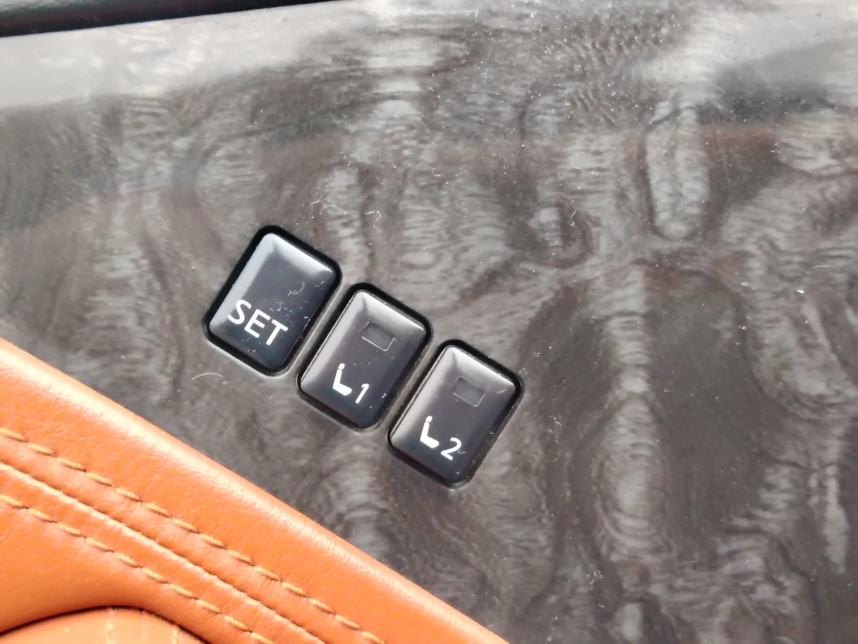 Car image 31