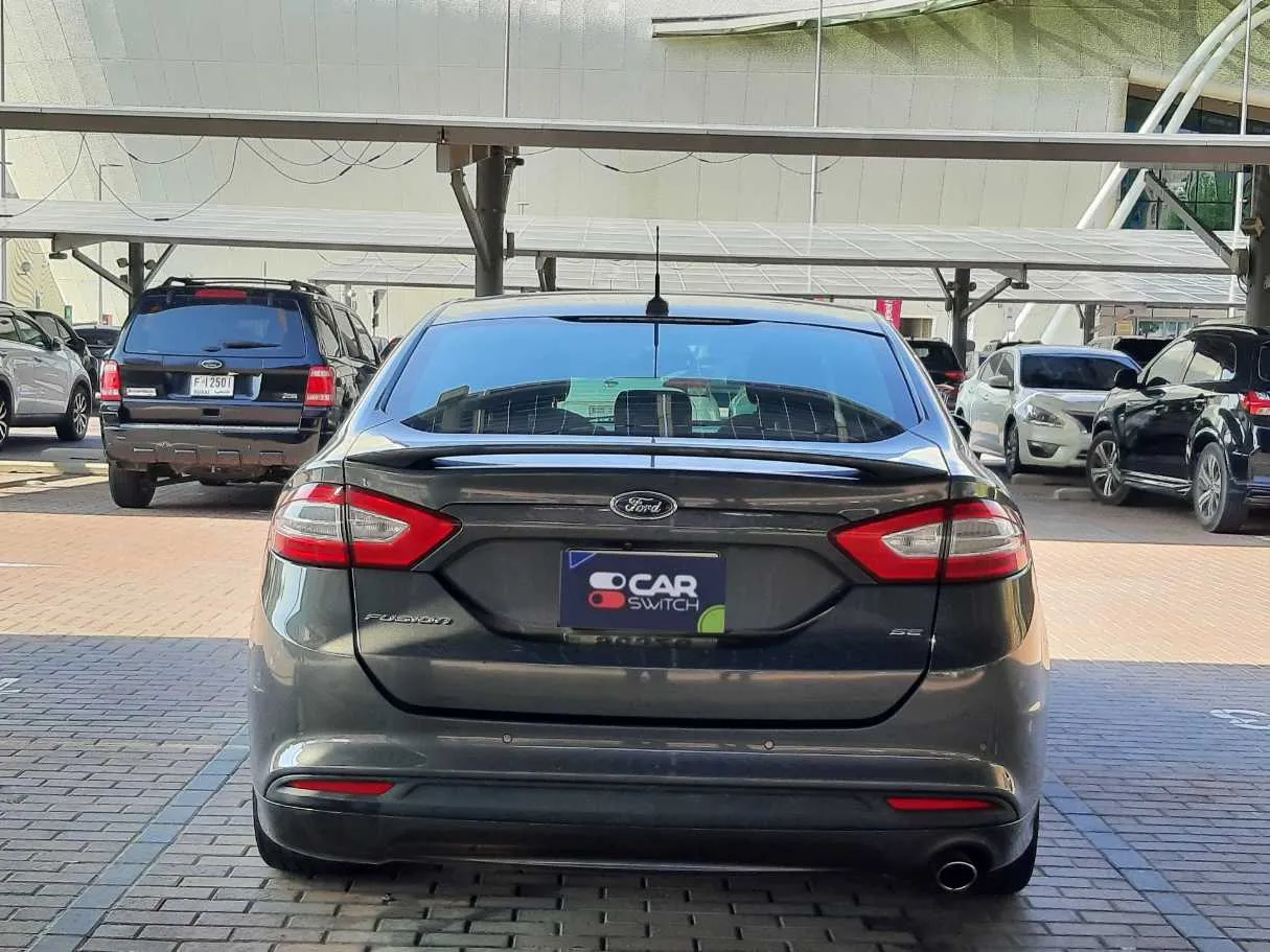 Car image 6