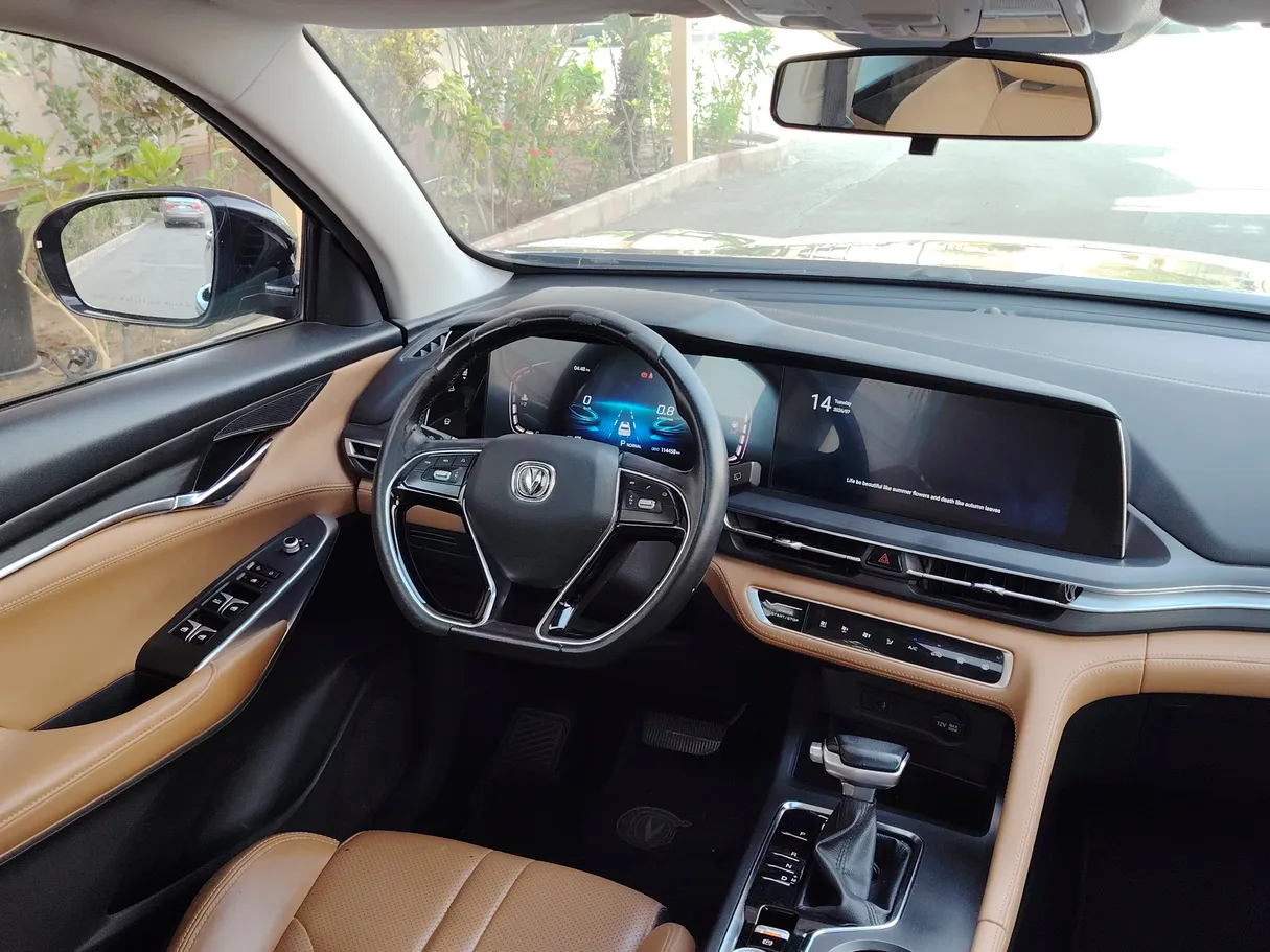 Car image 20