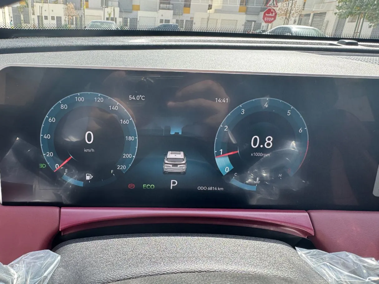 Car image 18