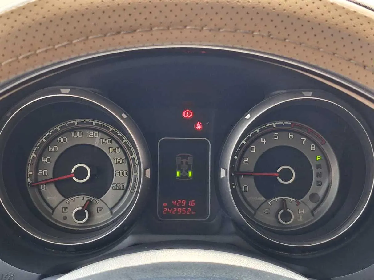 Car image 20