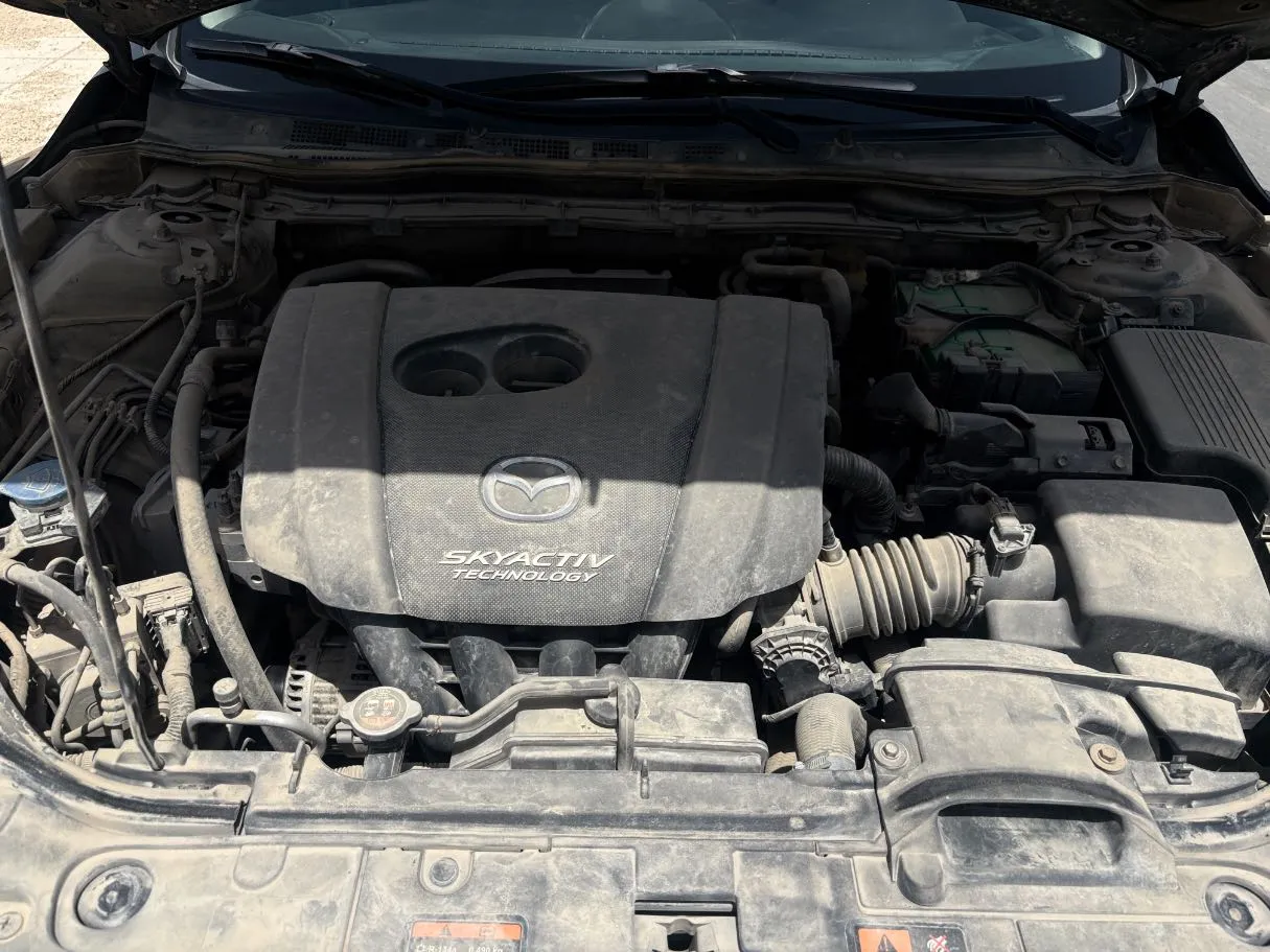 Car image 25