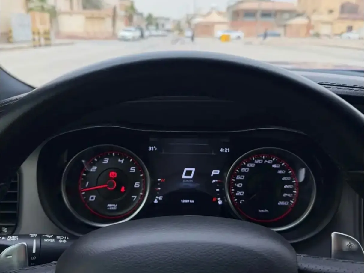 Car image 6