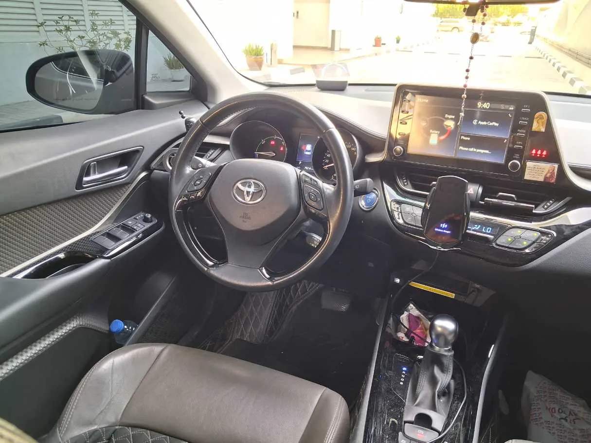 Car image 16
