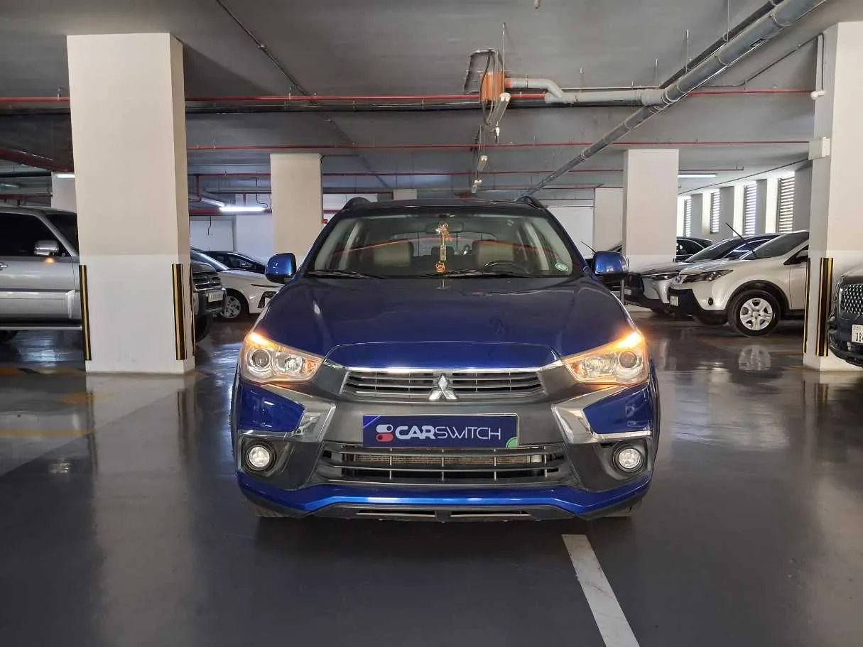 Car image 2