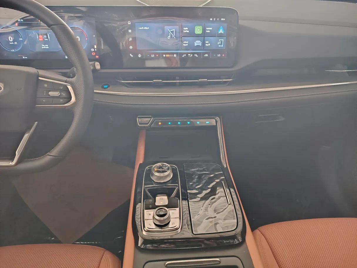 Car image 26