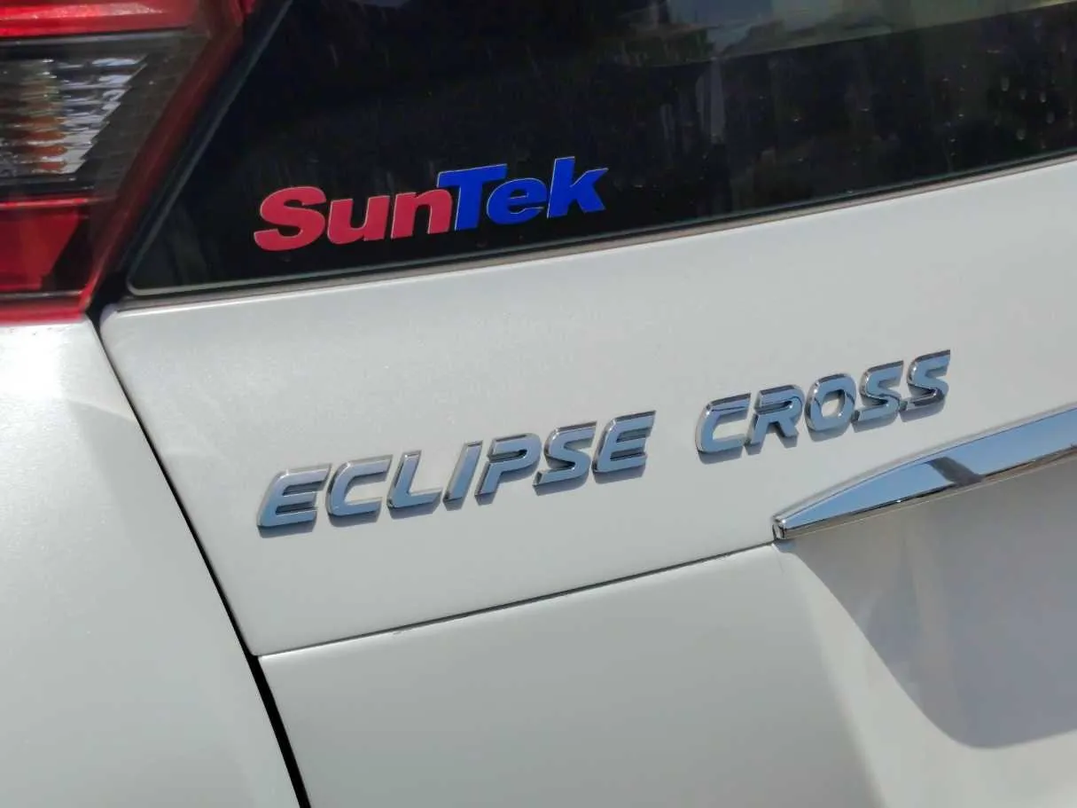 Car image 32