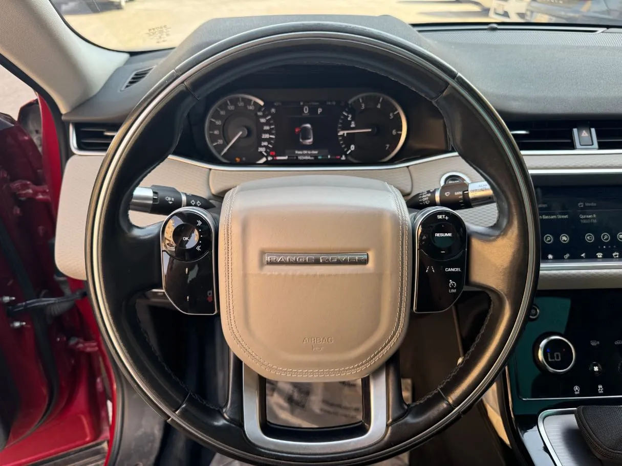 Car image 20