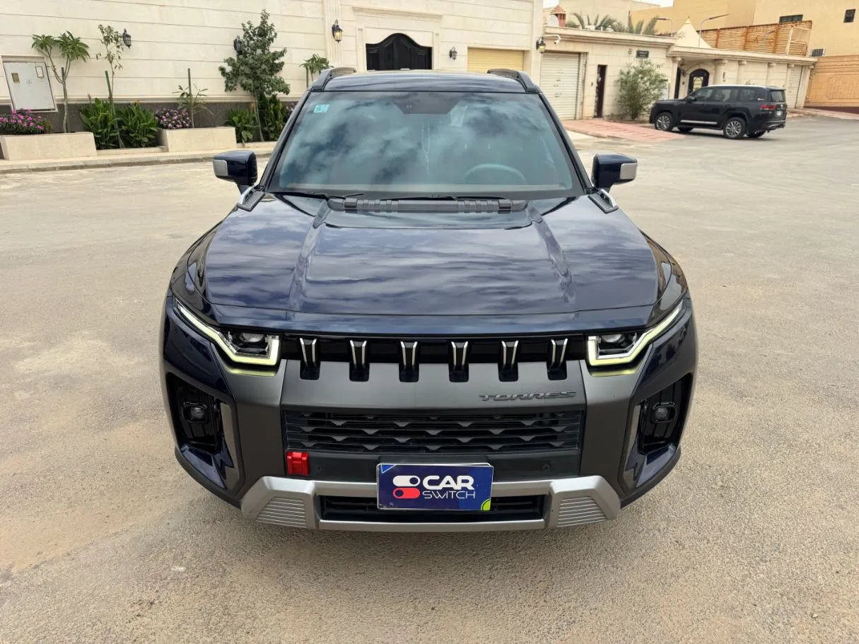 Car image 2
