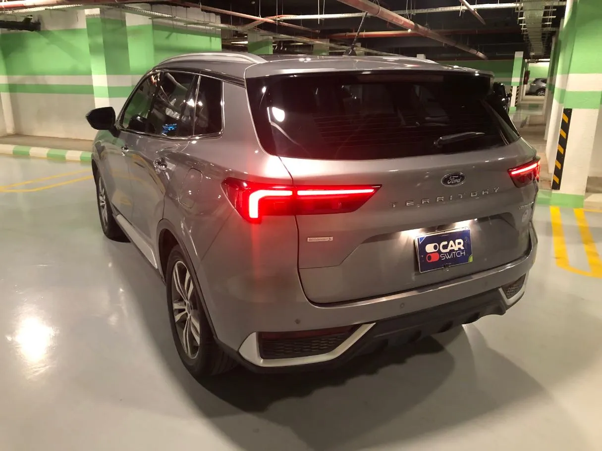 Car image 7