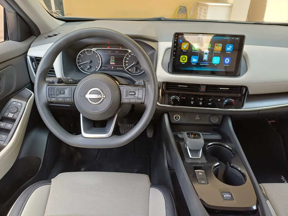 Car image 17