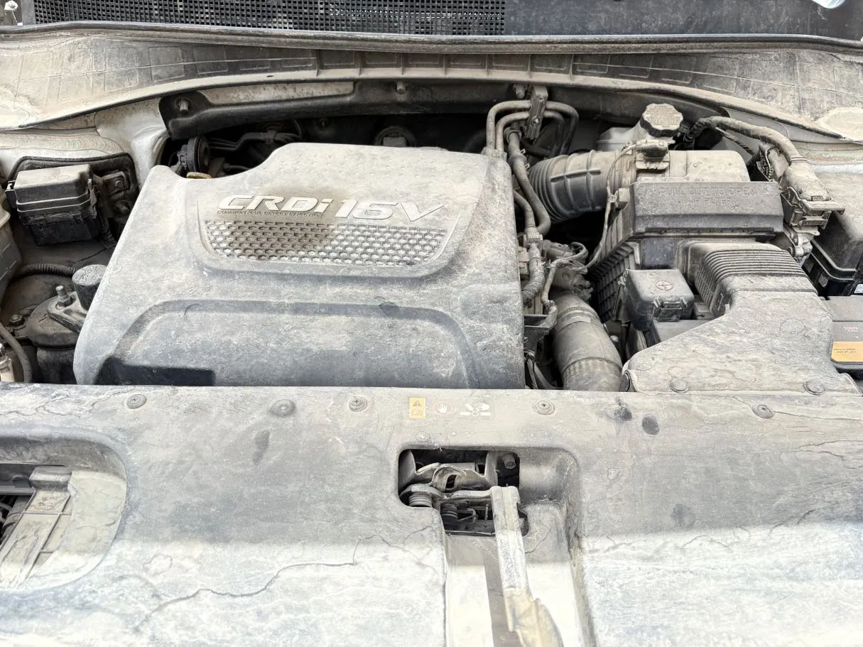 Car image 32