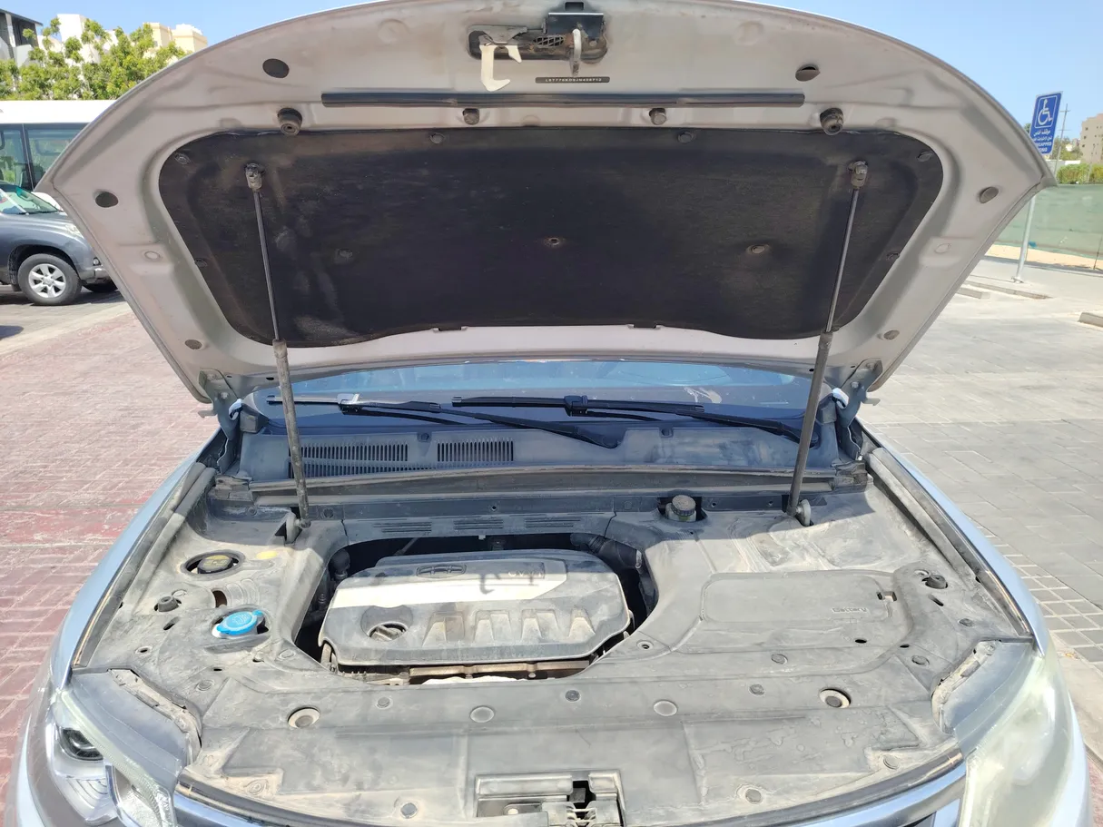 Car image 32