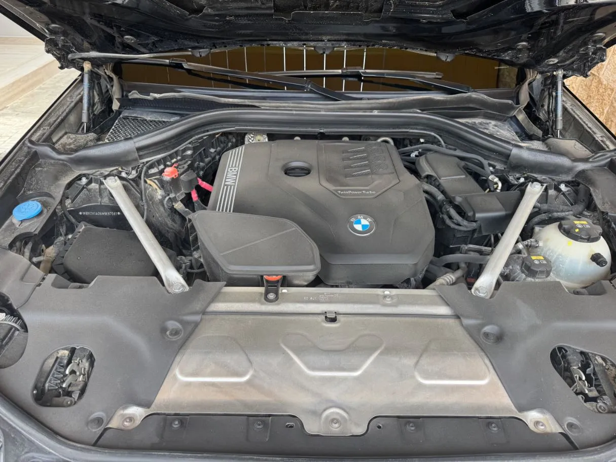 Car image 22