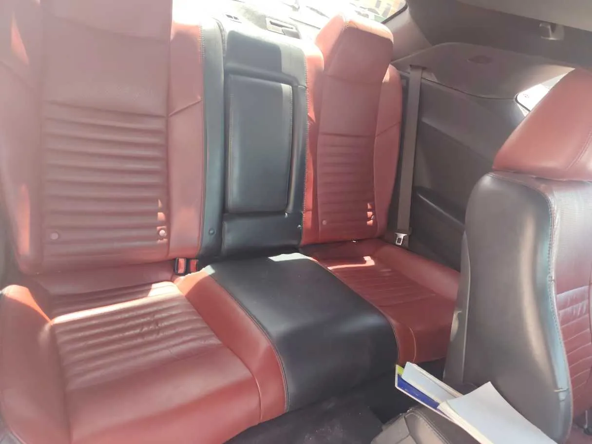 Car image 15