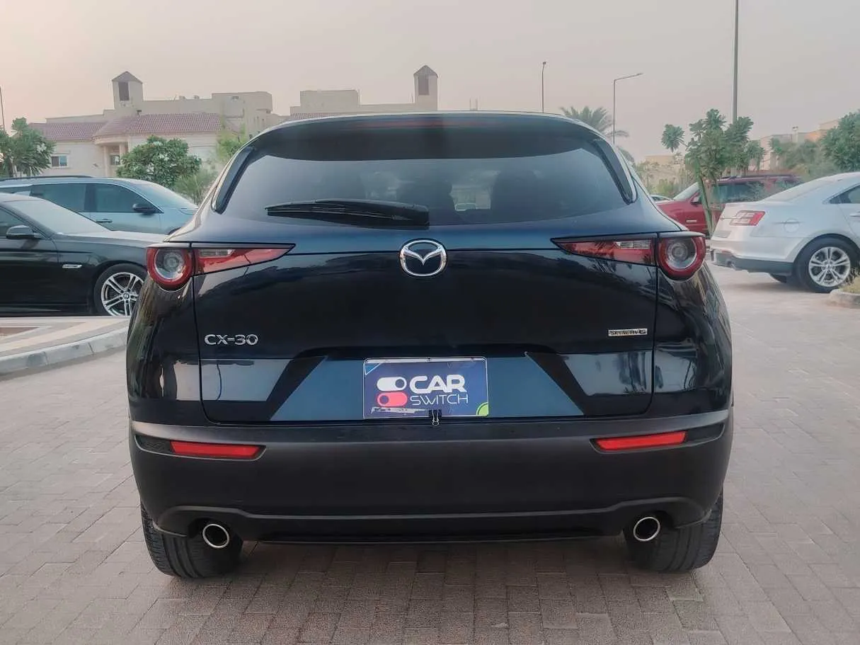 Car image 6
