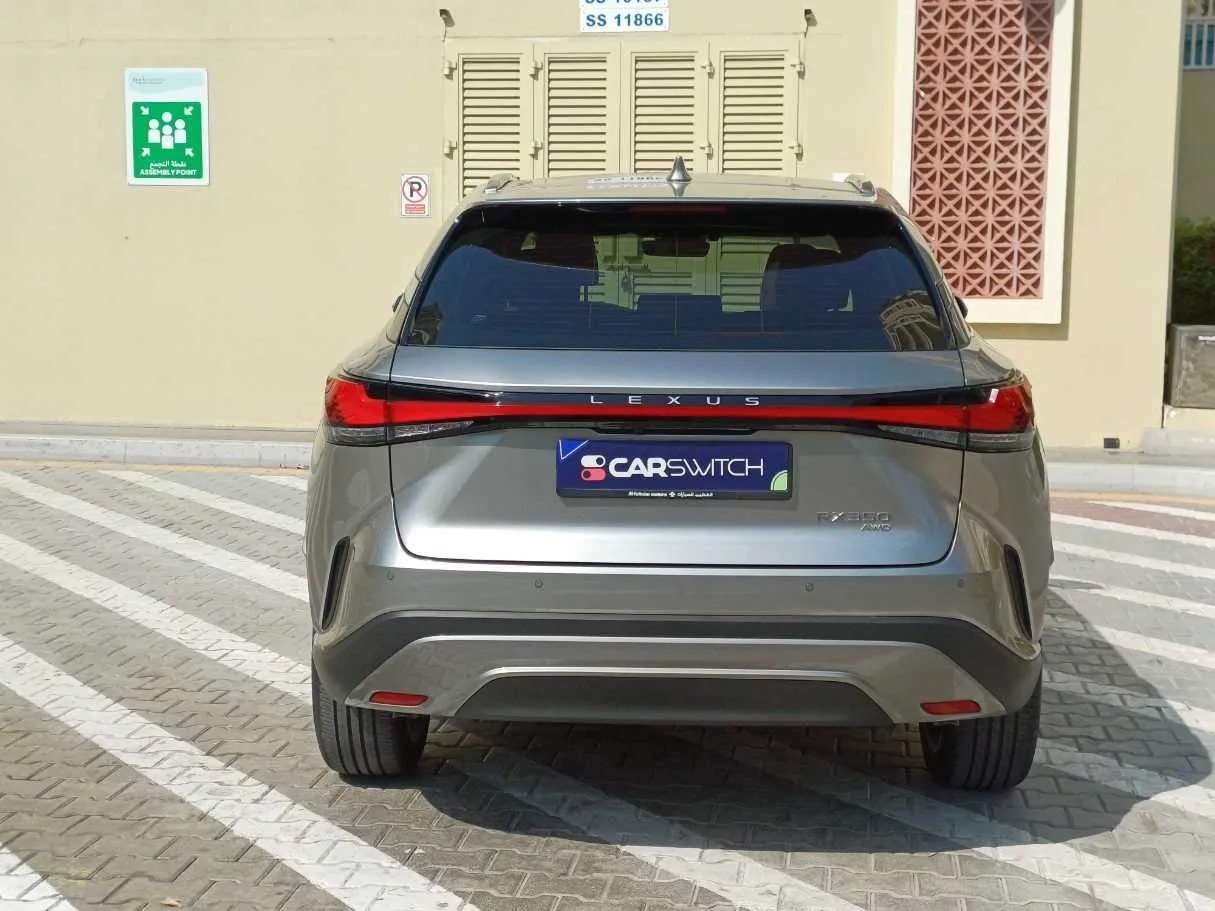 Car image 6
