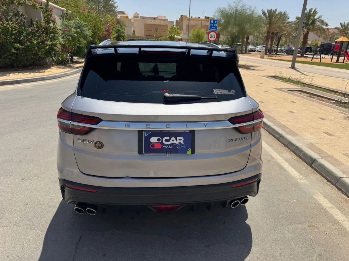 Car image 6