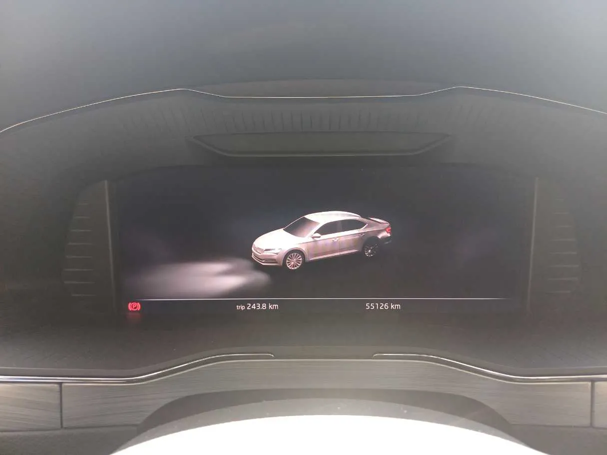 Car image 21