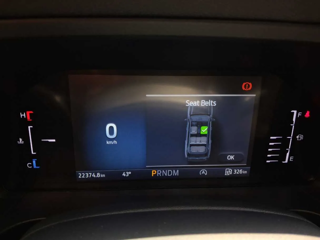 Car image 19