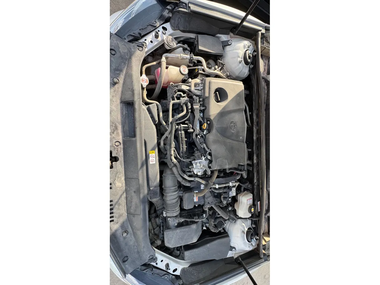 Car image 29