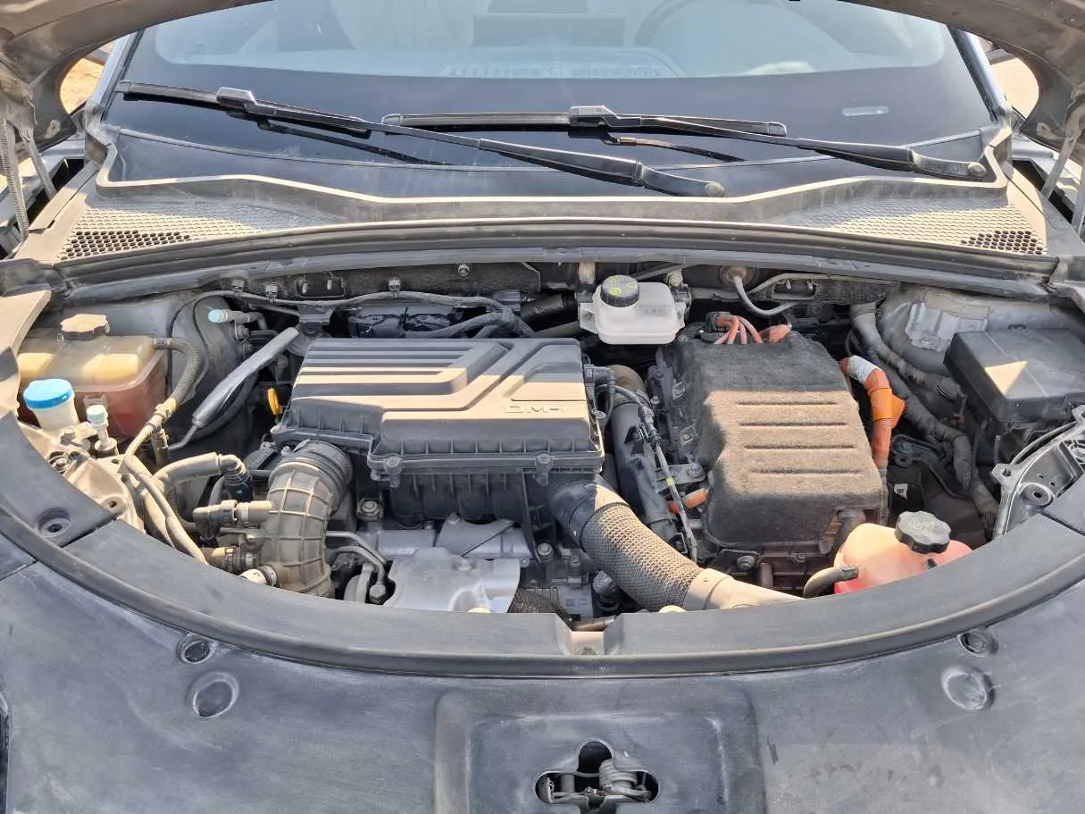 Car image 21