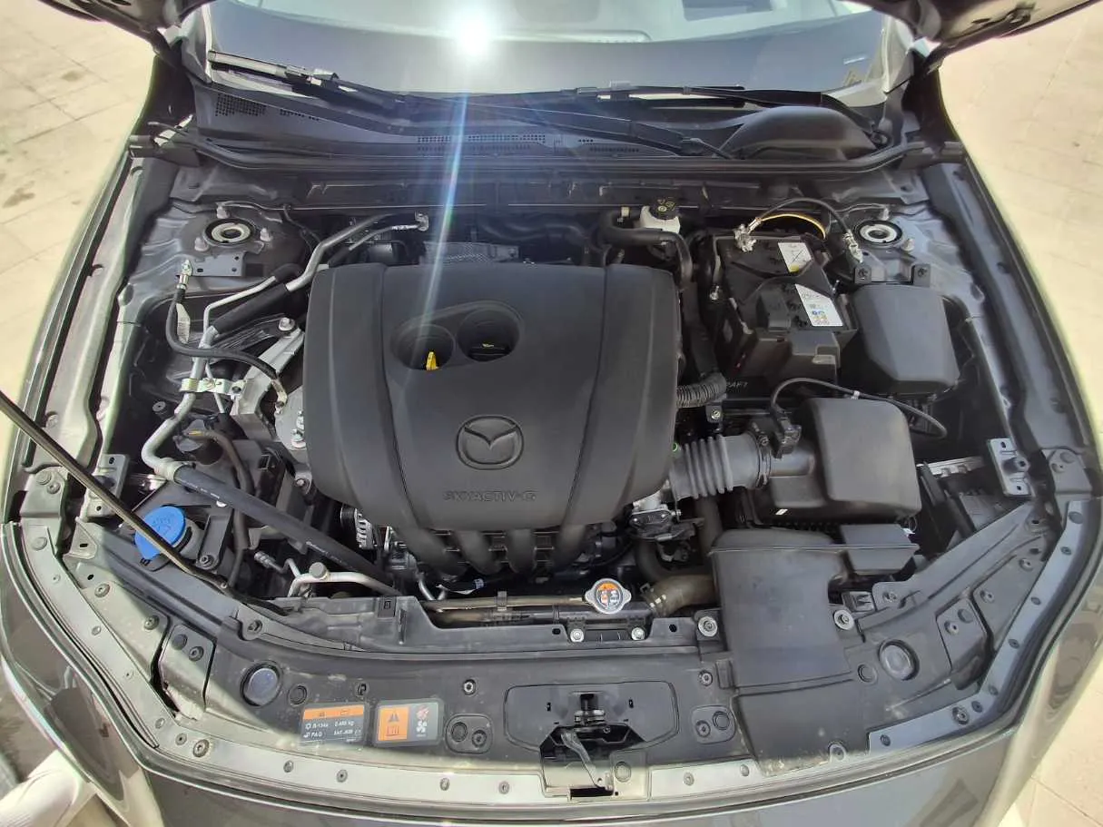 Car image 21