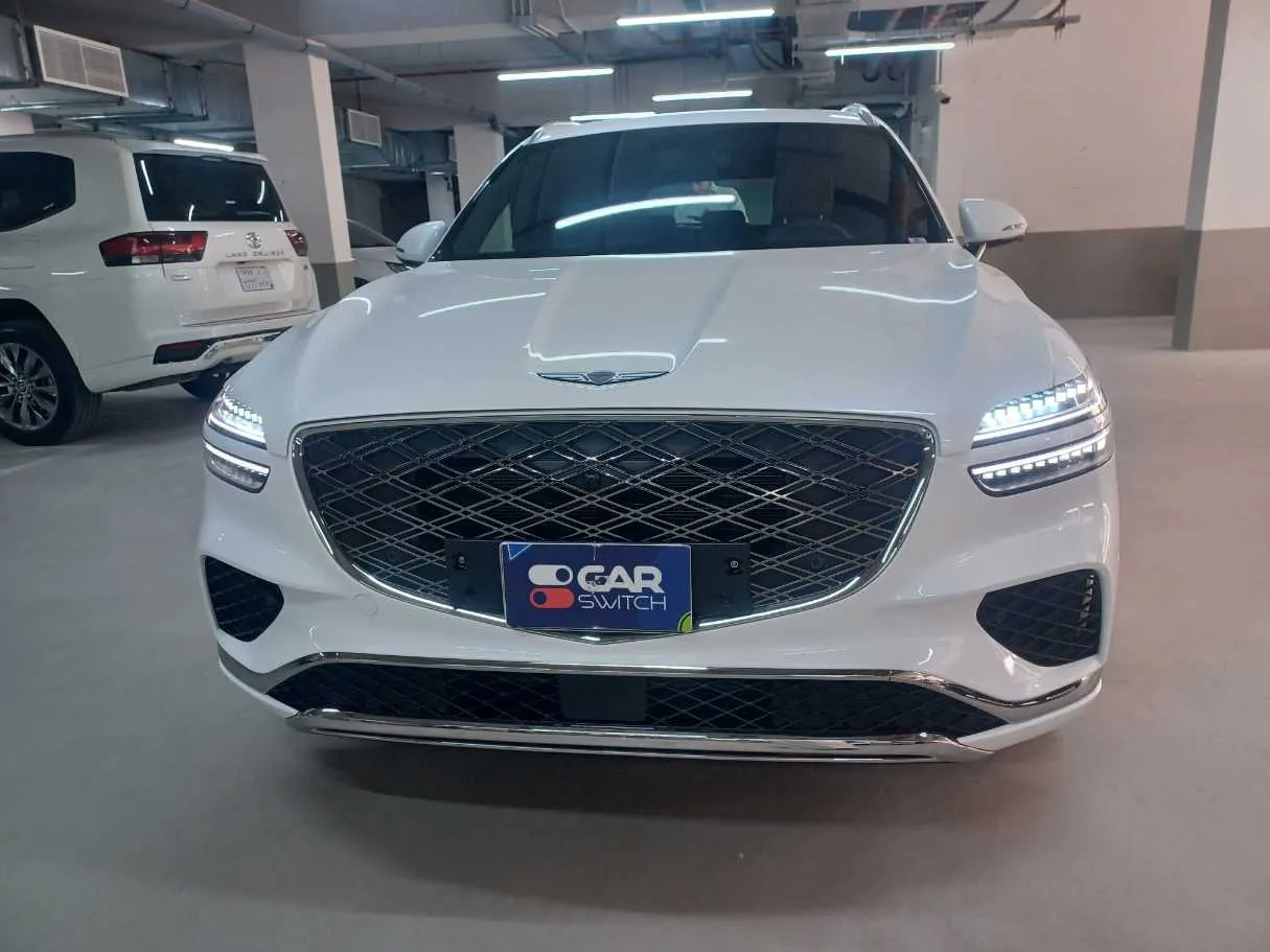Car image 2