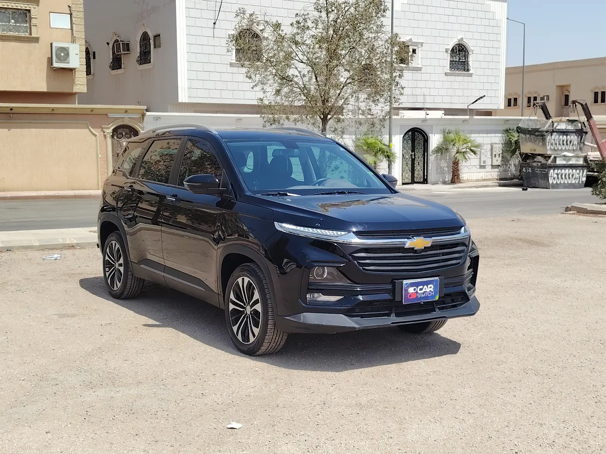 Car image 3