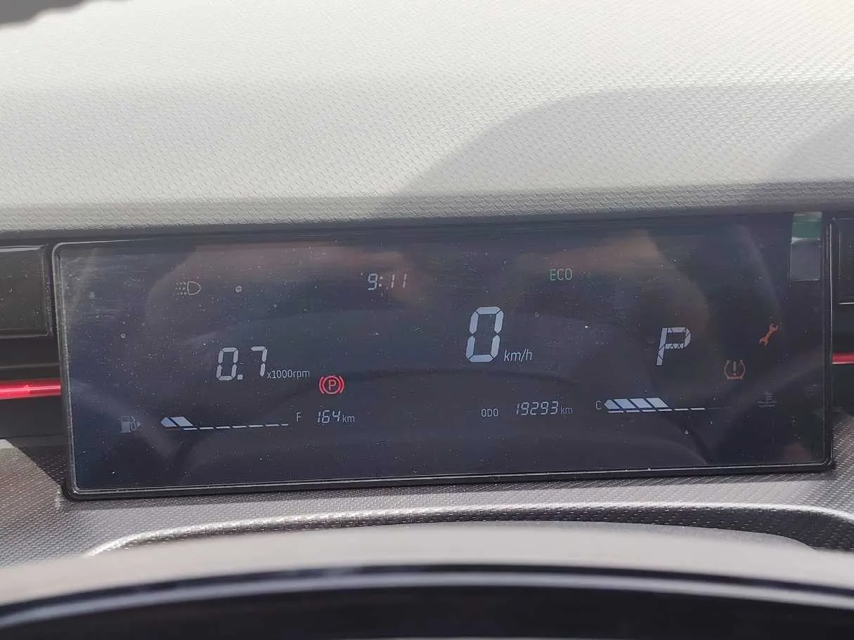 Car image 22