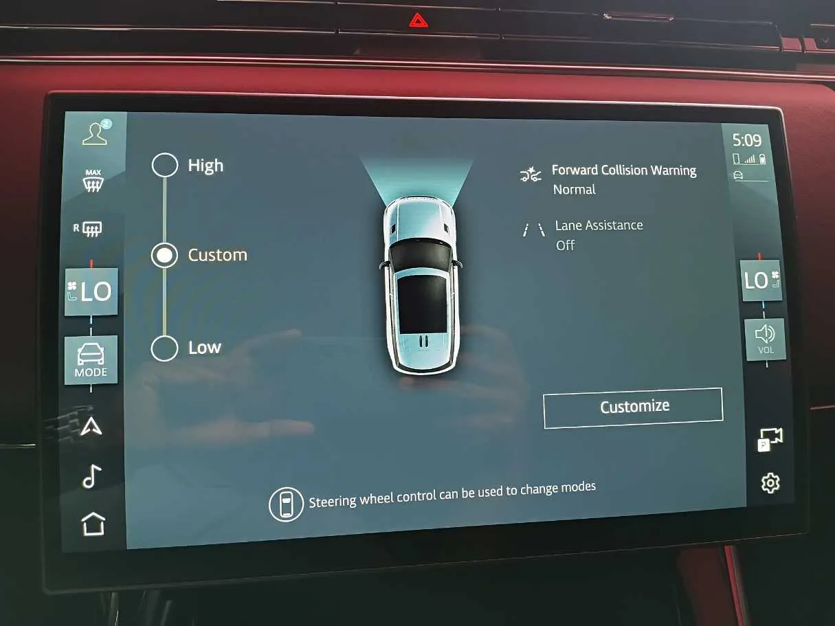 Car image 21