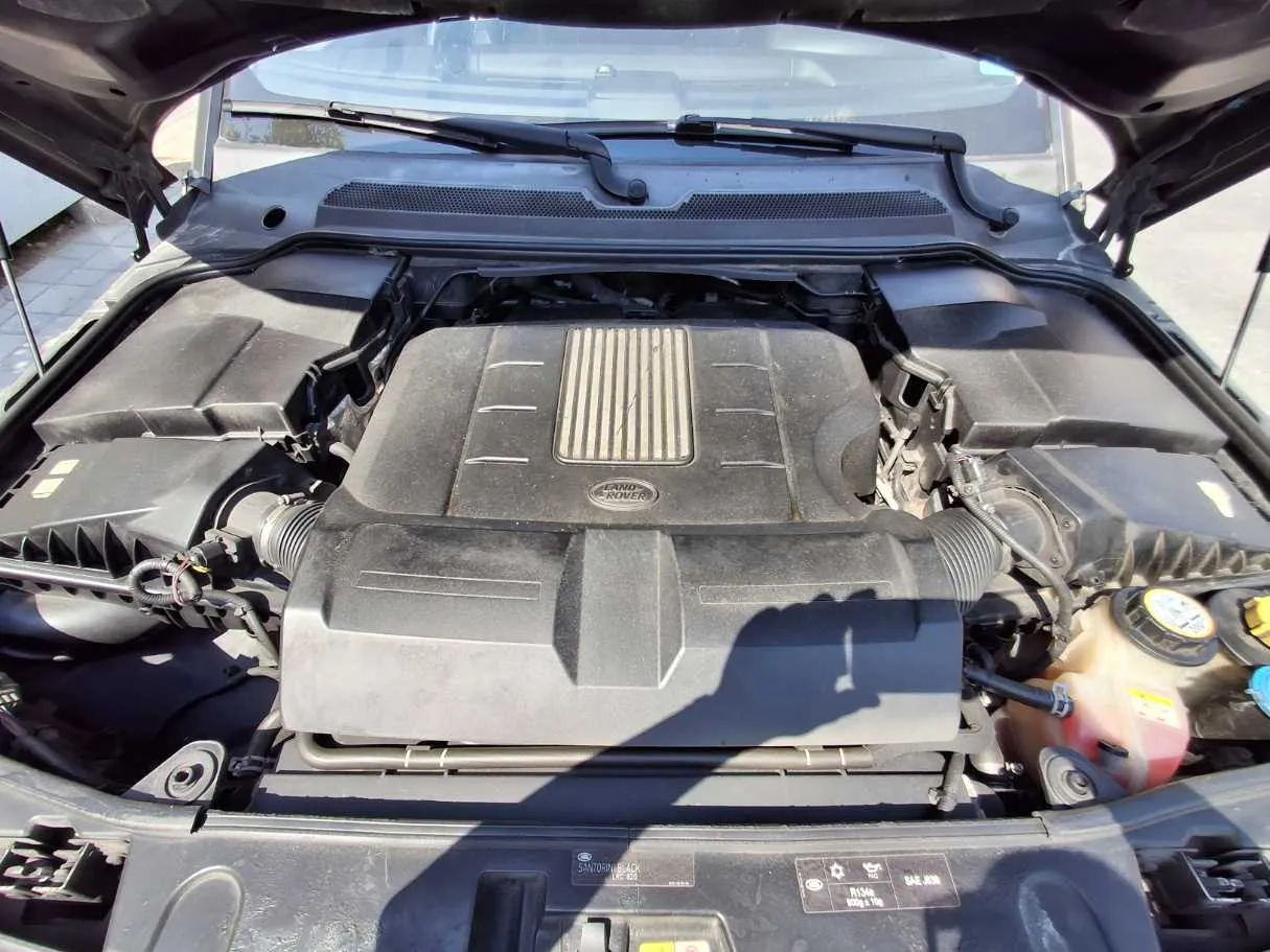 Car image 20