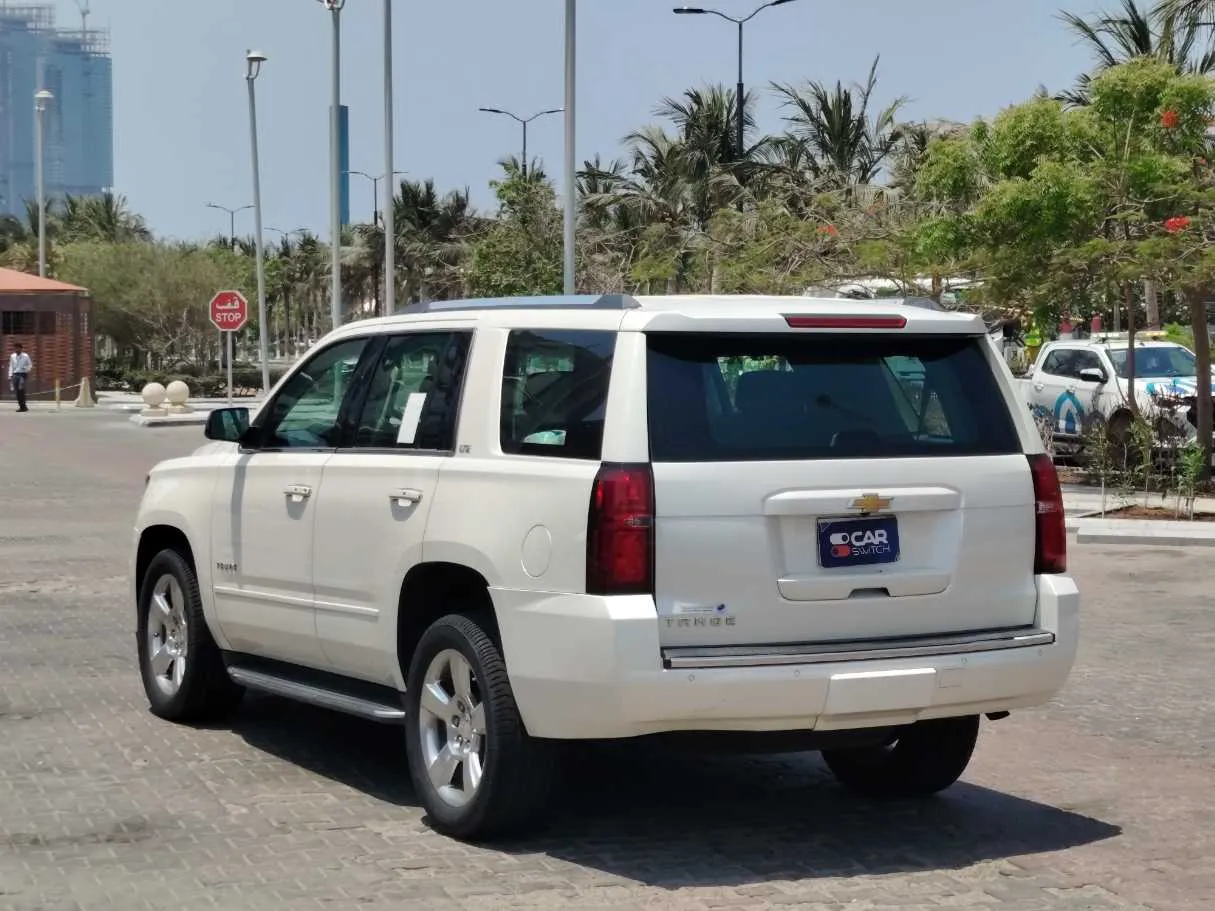 Car image 7